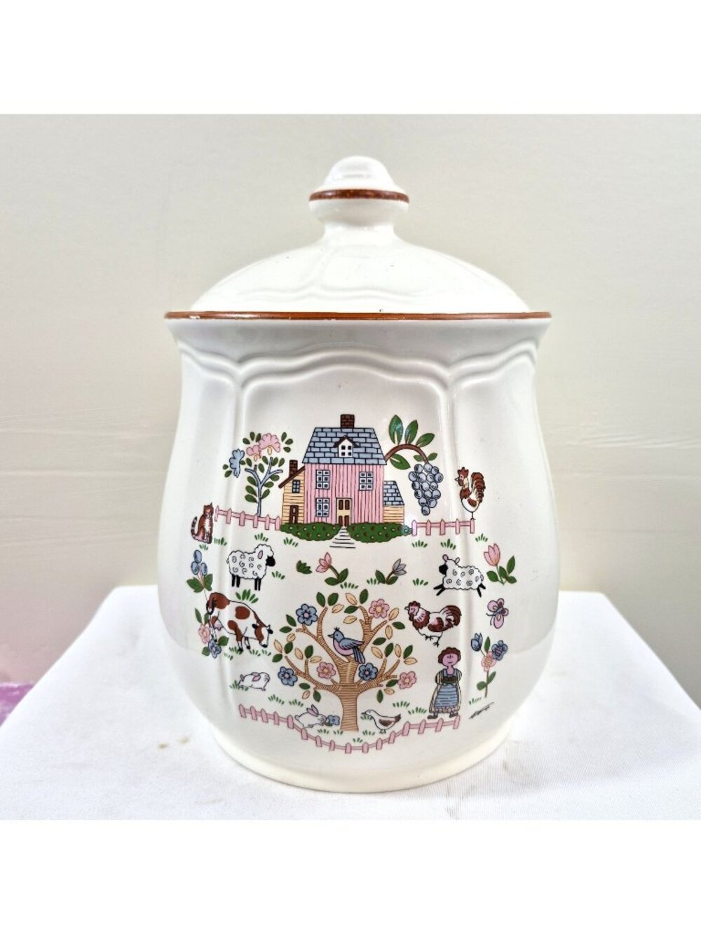 Jamestown China Country Home Canister Cookie Jar Farm Scene with Lid Japan
